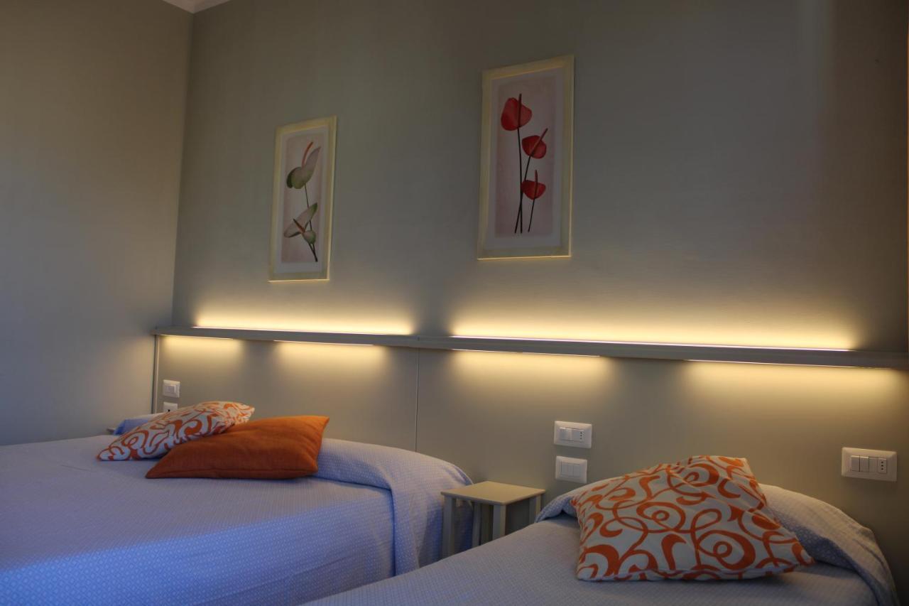 Hotel Delfina Signa Eksteriør billede